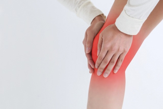 ｜膝の痛み｜膝蓋腱炎（膝蓋靭帯炎）：ジャンパーズニー｜しげの鍼灸院・接骨院